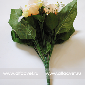 искусственные цветы розы и орхидеи цвета кремовый с белым 40